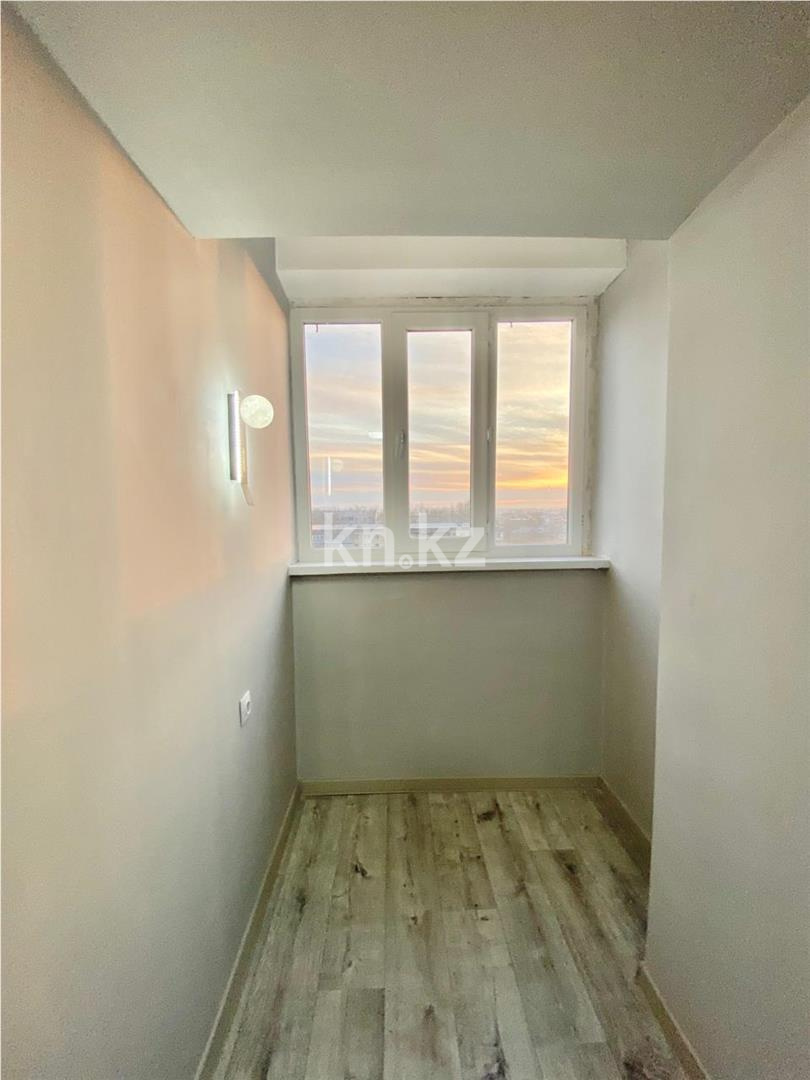 Продажа 1-комнатной квартиры, 35 м², пр. Бухар-жырау в Караганде - фото 8