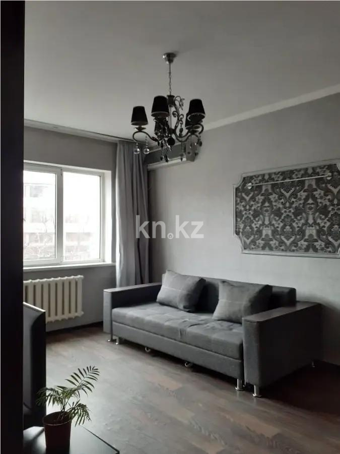 Продажа 1-комнатной квартиры, 40 м², мкр-н Аксай-4, дом  57 в Алматы