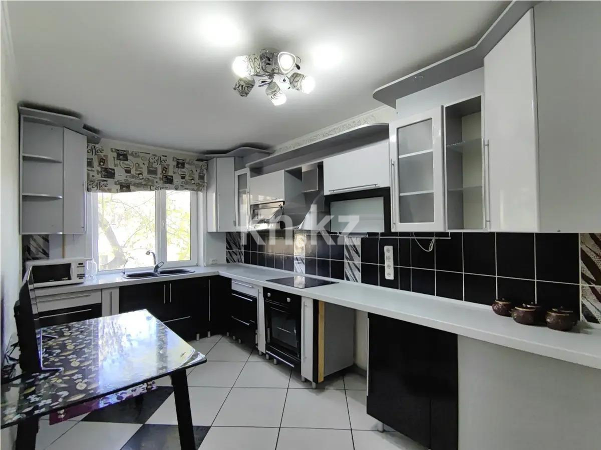 Продажа 3-комнатной квартиры, 75 м², 1 кв-л, дом  10 в Караганде - фото 3