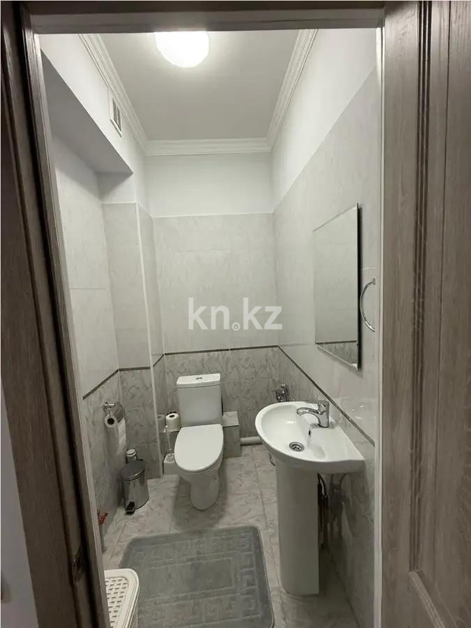 Продажа 2-комнатной квартиры, 55 м², мкр-н Аксай-2, дом  25 в Алматы - фото 5