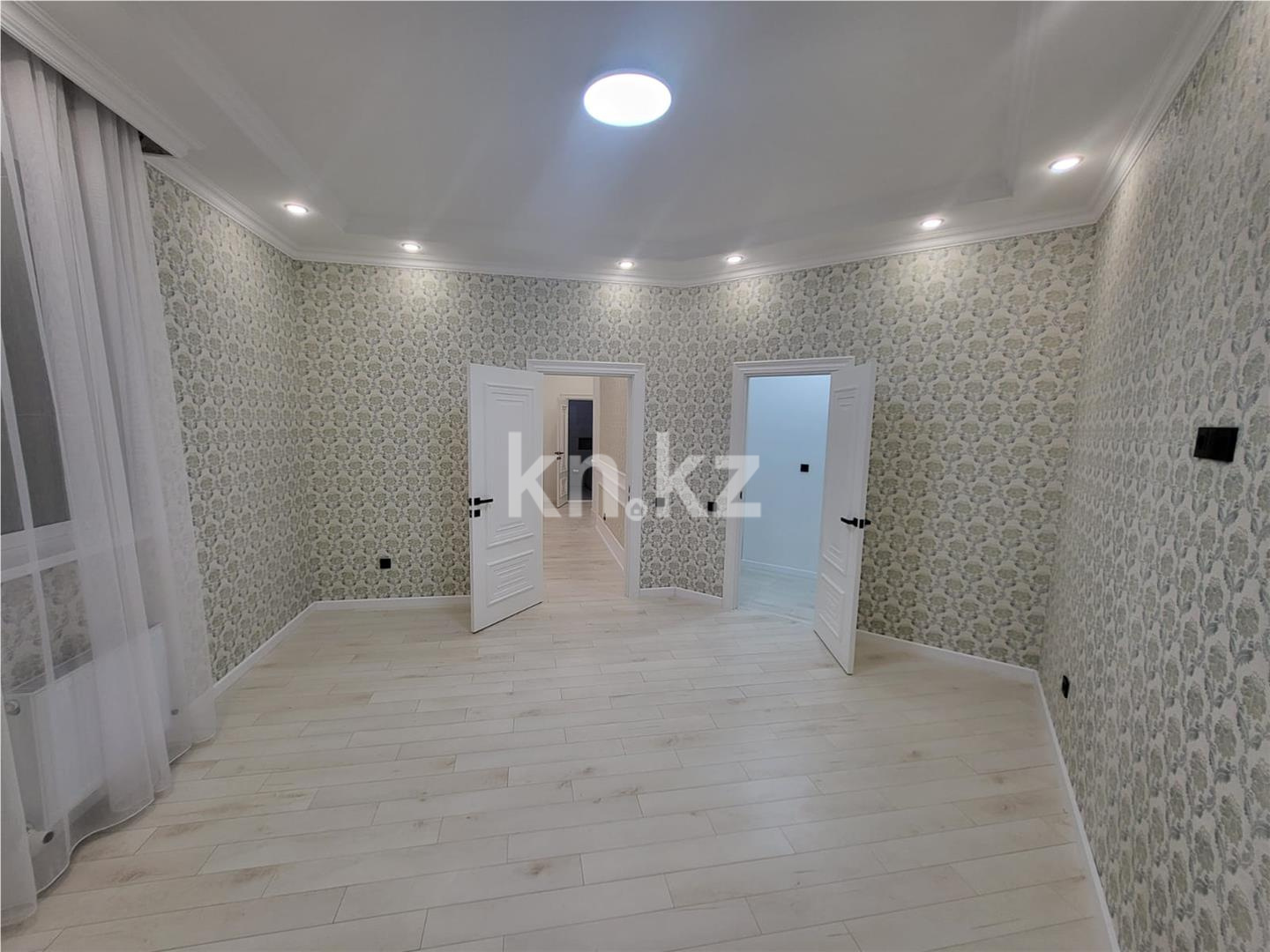 Продажа 4-комнатной квартиры, 119 м², ул. Храпатого в Астане - фото 9