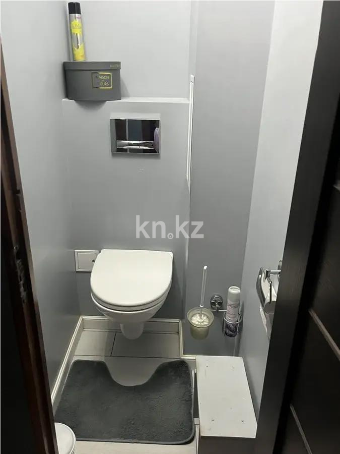 Продажа 3-комнатной квартиры, 61 м², ул. Аносова, дом  26 в Алматы - фото 9