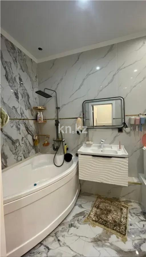 Продажа 4-комнатной квартиры, 110 м², мкр-н Мамыр-1, дом  26/1 в Алматы - фото 5