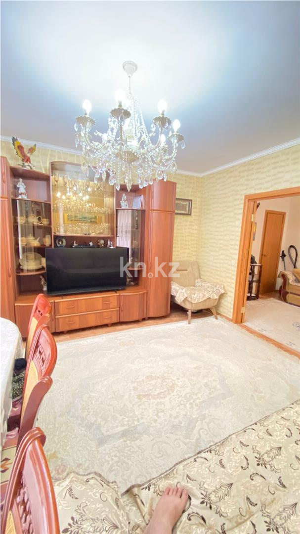Продажа 2-комнатной квартиры, 65 м², пр. Шахтеров в Караганде - фото 3