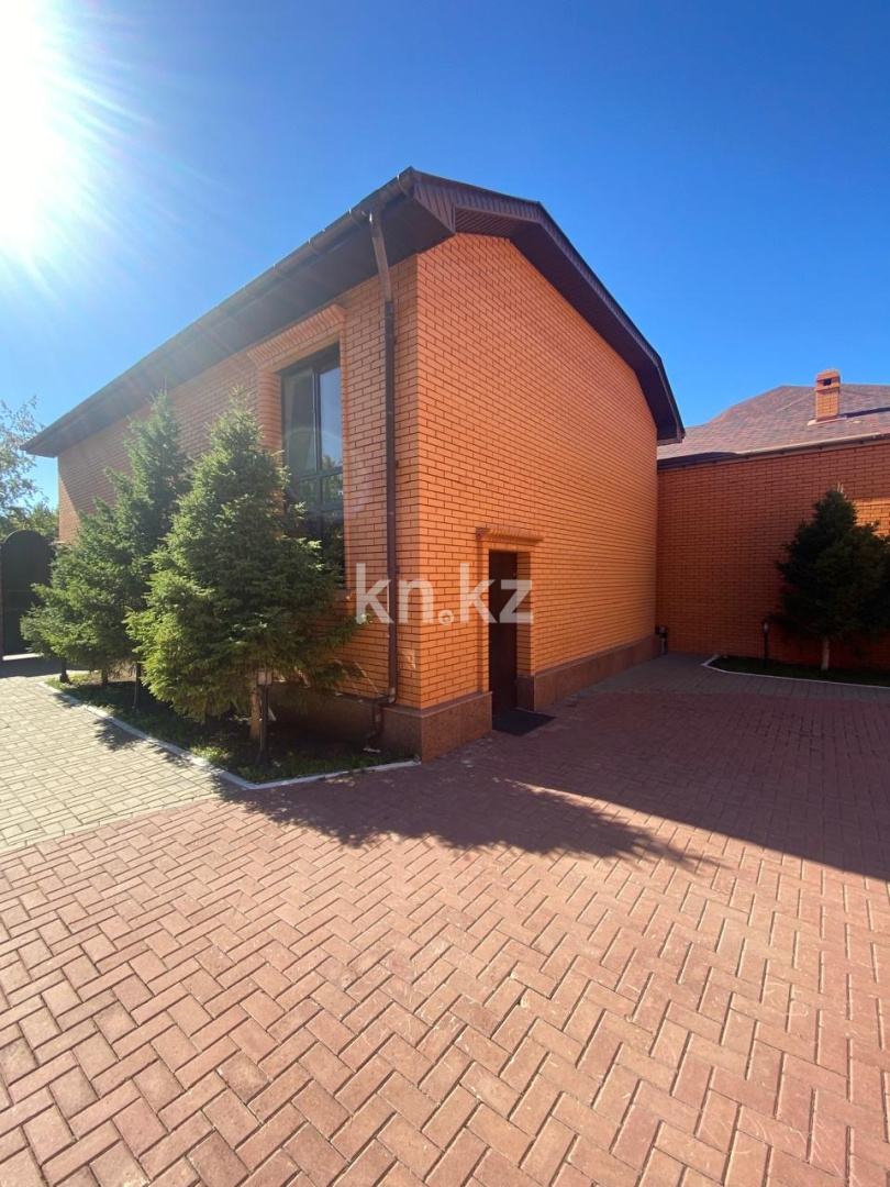 Аренда 10-комнатного дома, 600 м² в Астане - фото 4