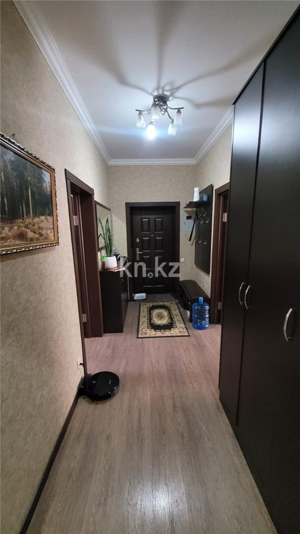 Продажа 3-комнатной квартиры, 82 м², ул. Абая в Караганде - фото 13