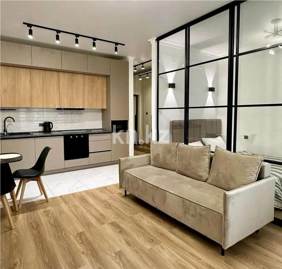 Продажа 1-комнатной квартиры, 46.8 м², мкр-н Самал-3, дом  15 в Алматы