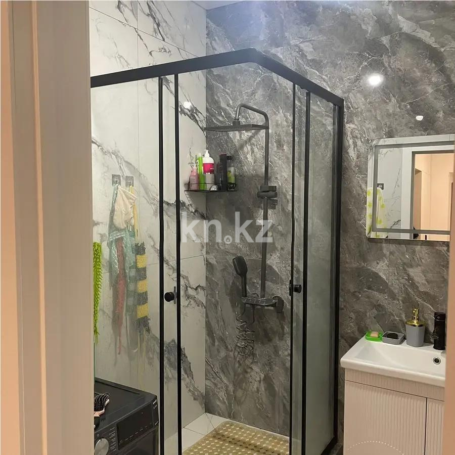 Продажа 3-комнатной квартиры, 86 м², мкр. Голубые Пруды, дом  9/3 в Караганде - фото 5