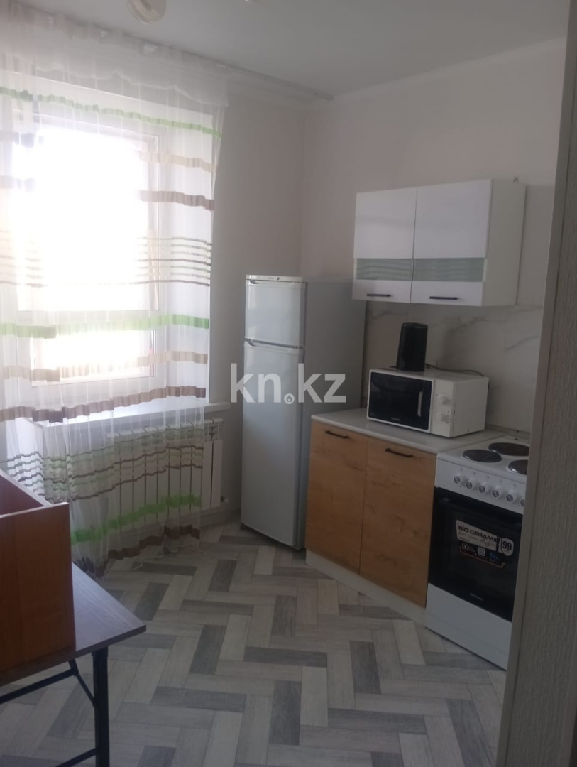 Аренда 1-комнатной квартиры, 39 м² в Астане