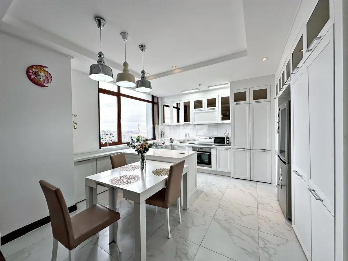 Продажа 3-комнатной квартиры, 96.4 м², пр. Кабанбай батыра, дом  43в в Астане - фото 3