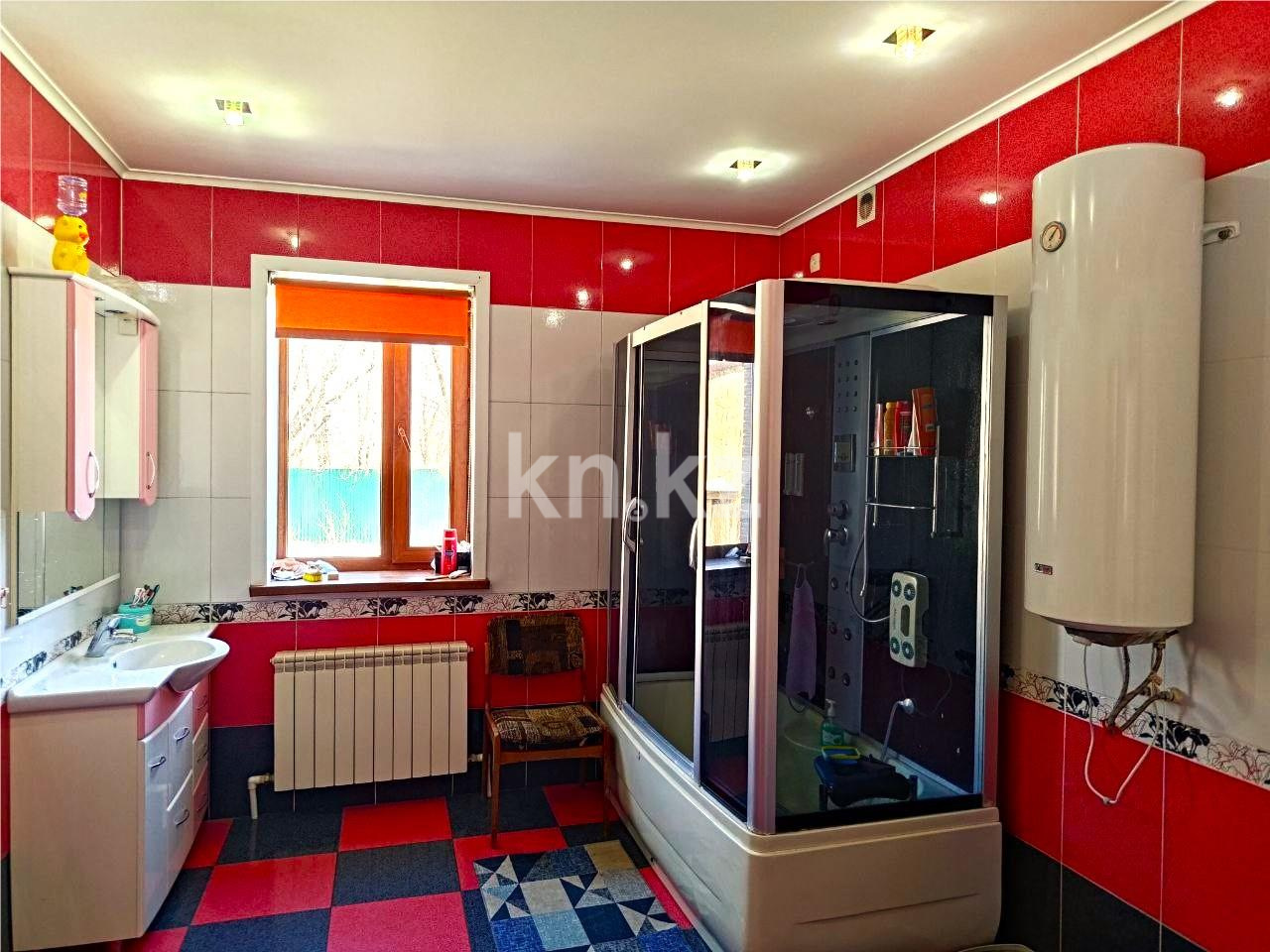 Продажа 7-комнатного дома, 260 м² в Караганде - фото 15