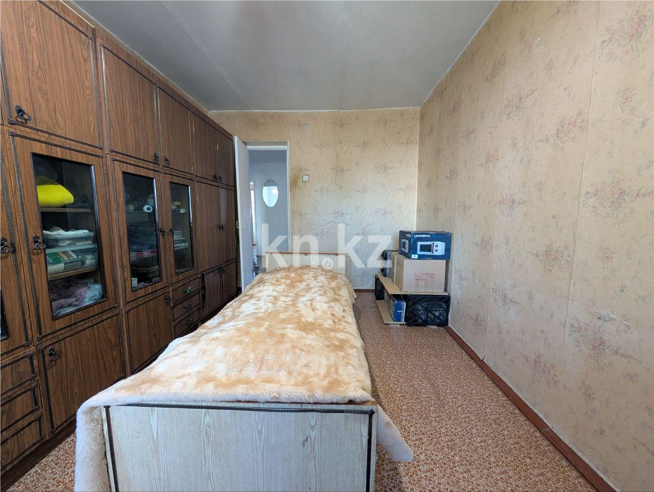 Продажа 3-комнатной квартиры, 61 м², мкр-н Восток-3, дом  9 в Караганде - фото 3