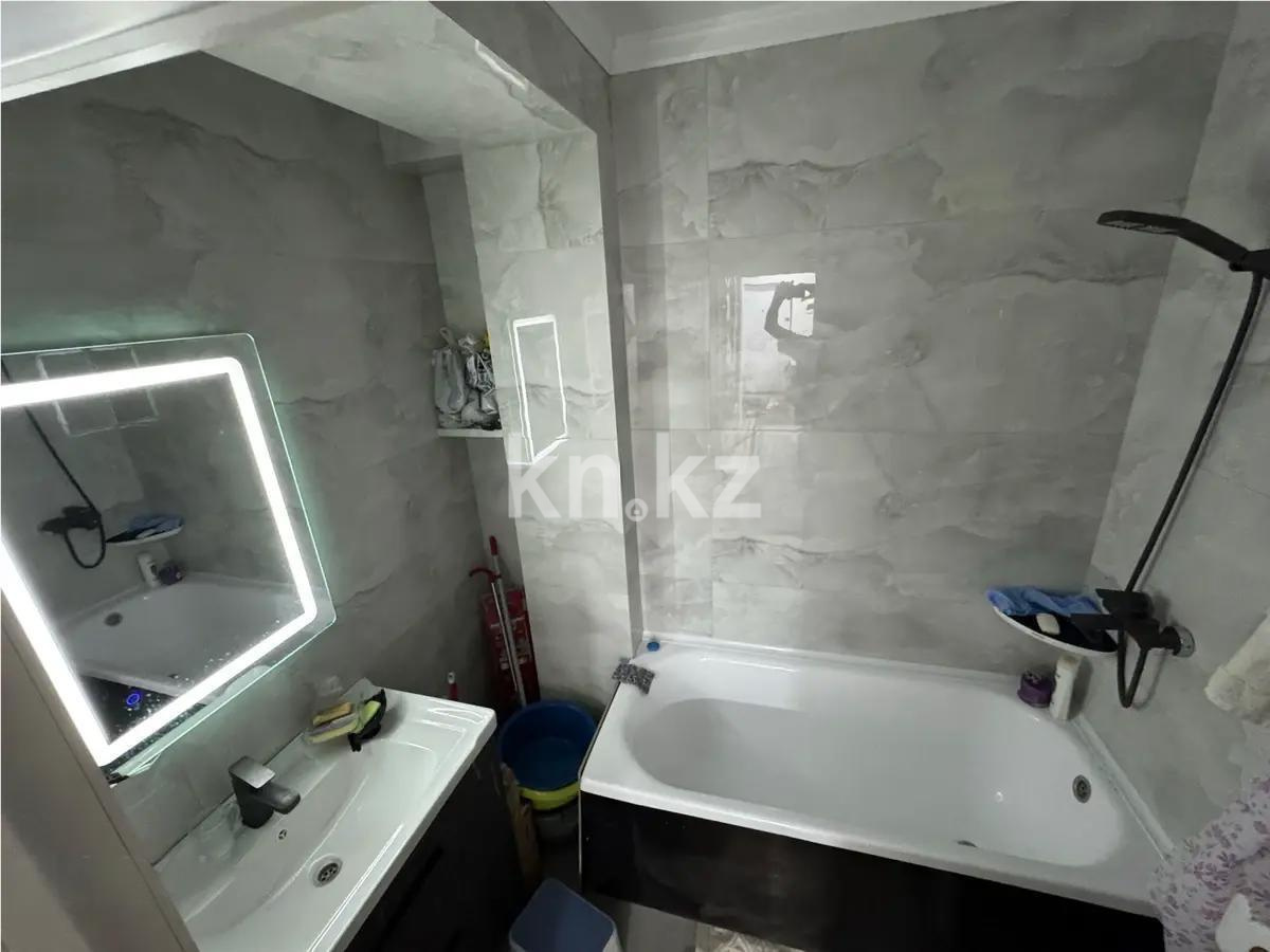 Продажа 4-комнатной квартиры, 84.6 м², ул. Береке, дом  18 в Алматы - фото 4