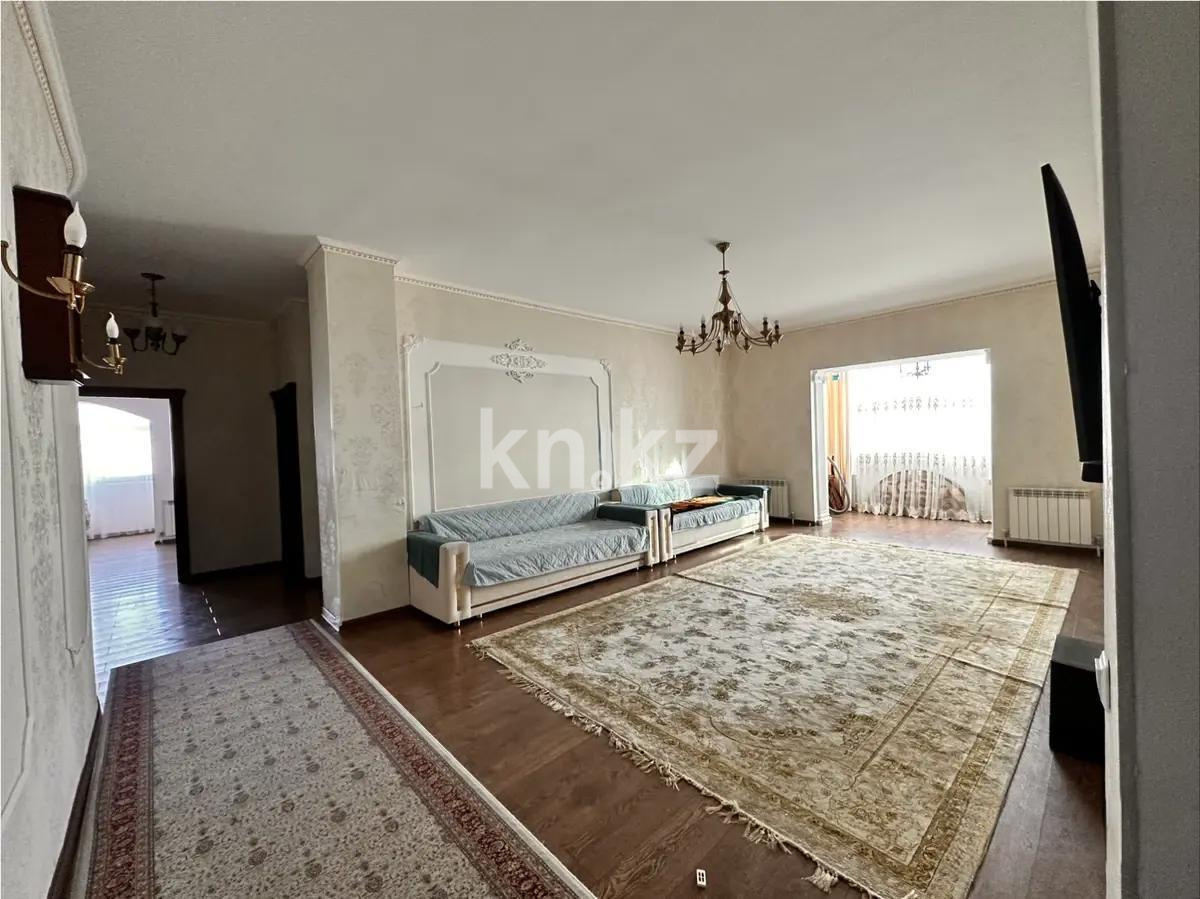 Продажа 4-комнатной квартиры, 166 м² в Астане