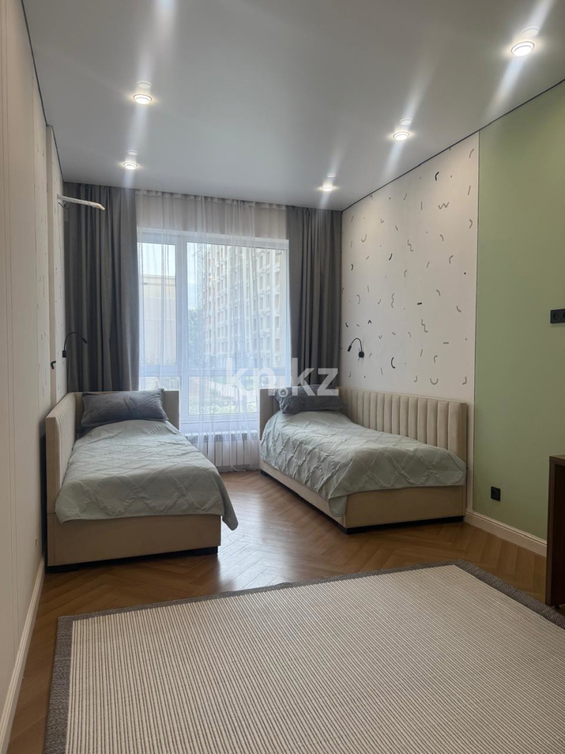 Продажа 4-комнатной квартиры, 111.6 м² в Алматы - фото 14