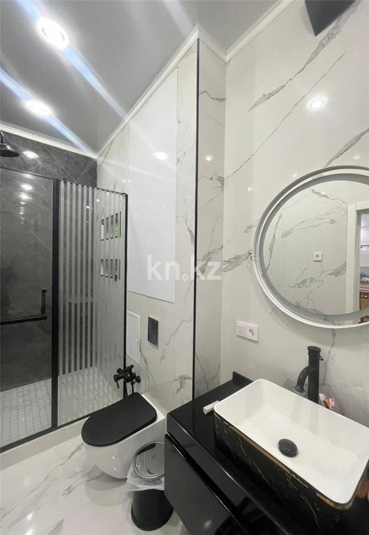 Продажа 3-комнатной квартиры, 112 м², ул. Таттимбета в Караганде - фото 8