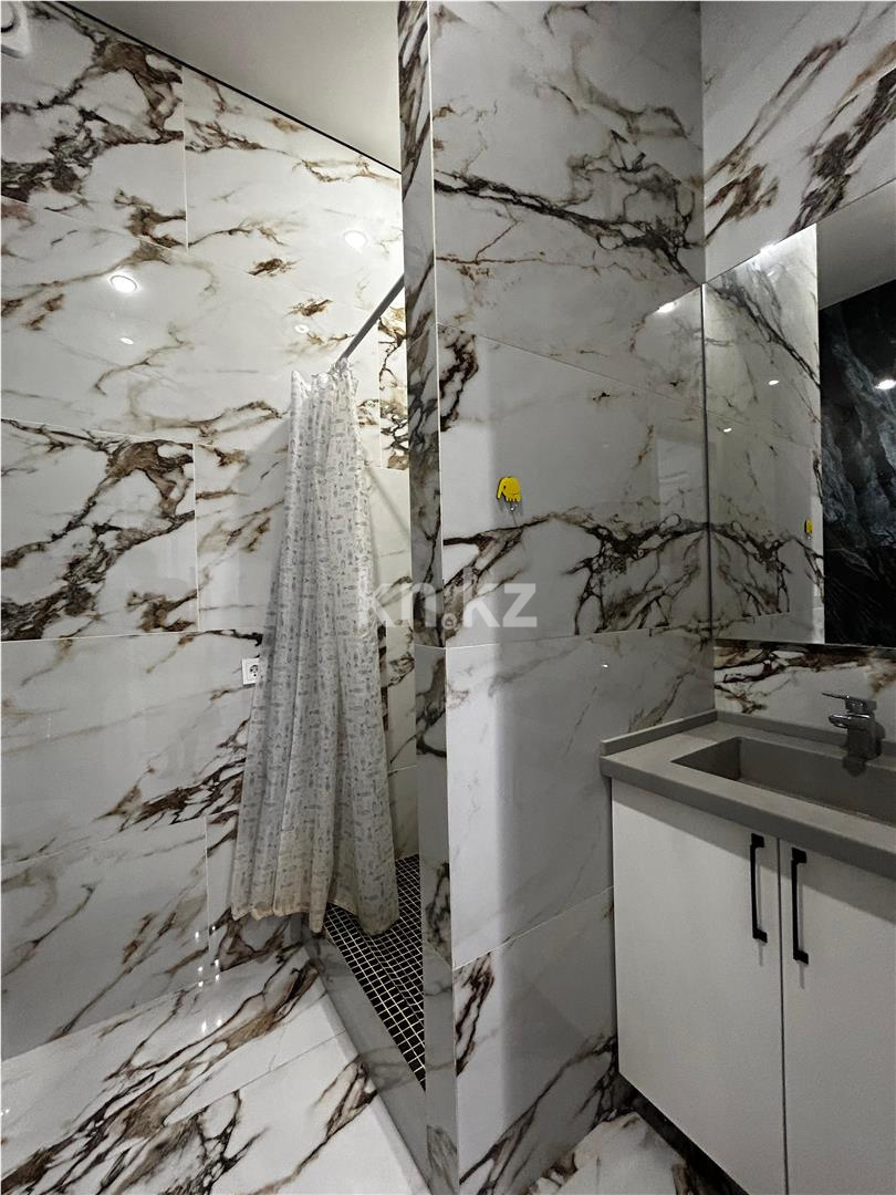 Продажа 5-комнатной квартиры, 128 м², мкр. Степной-4, дом  15/2 в Караганде - фото 11