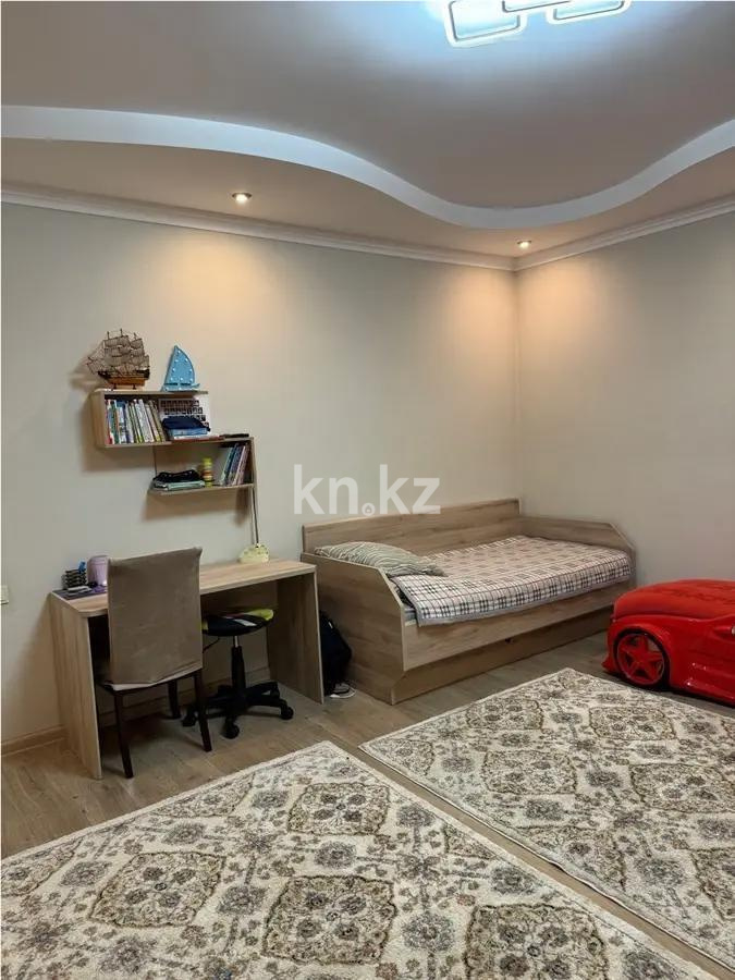 Продажа 4-комнатной квартиры, 150.5 м², ул. Сатпаева, дом  9б в Алматы - фото 3