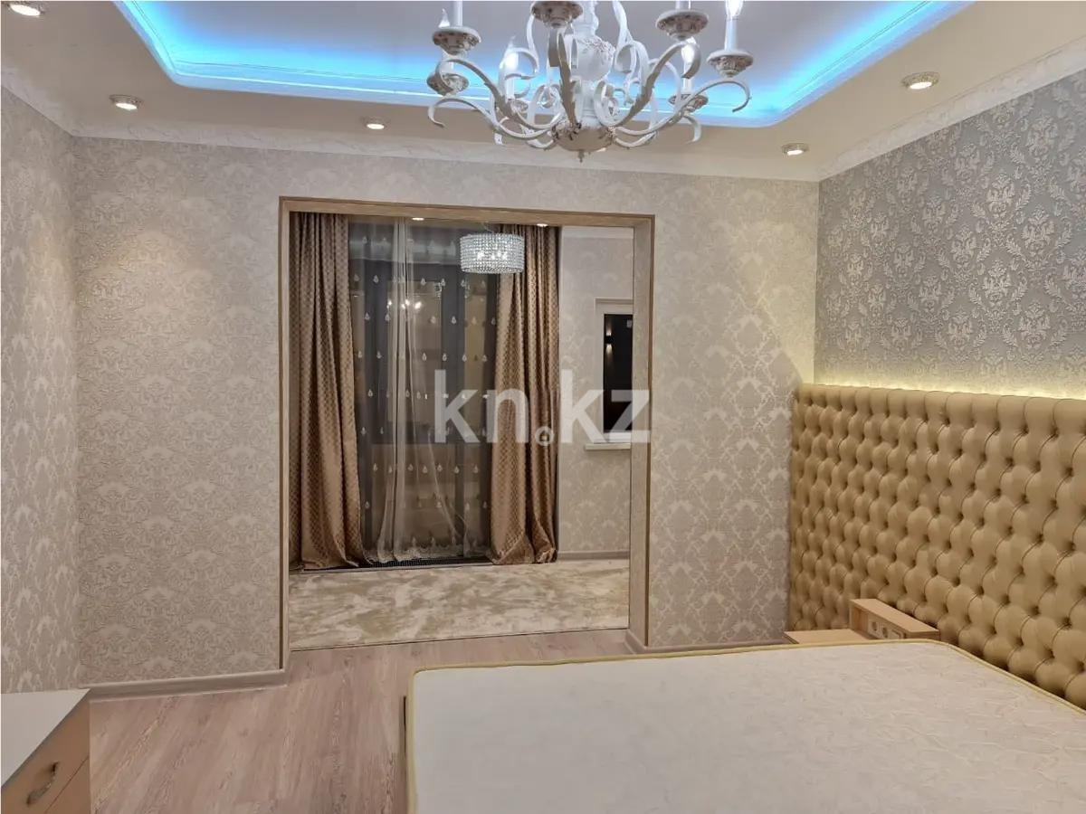 Продажа 2-комнатной квартиры, 68.4 м², ул. Толе би, дом  181 в Алматы - фото 2