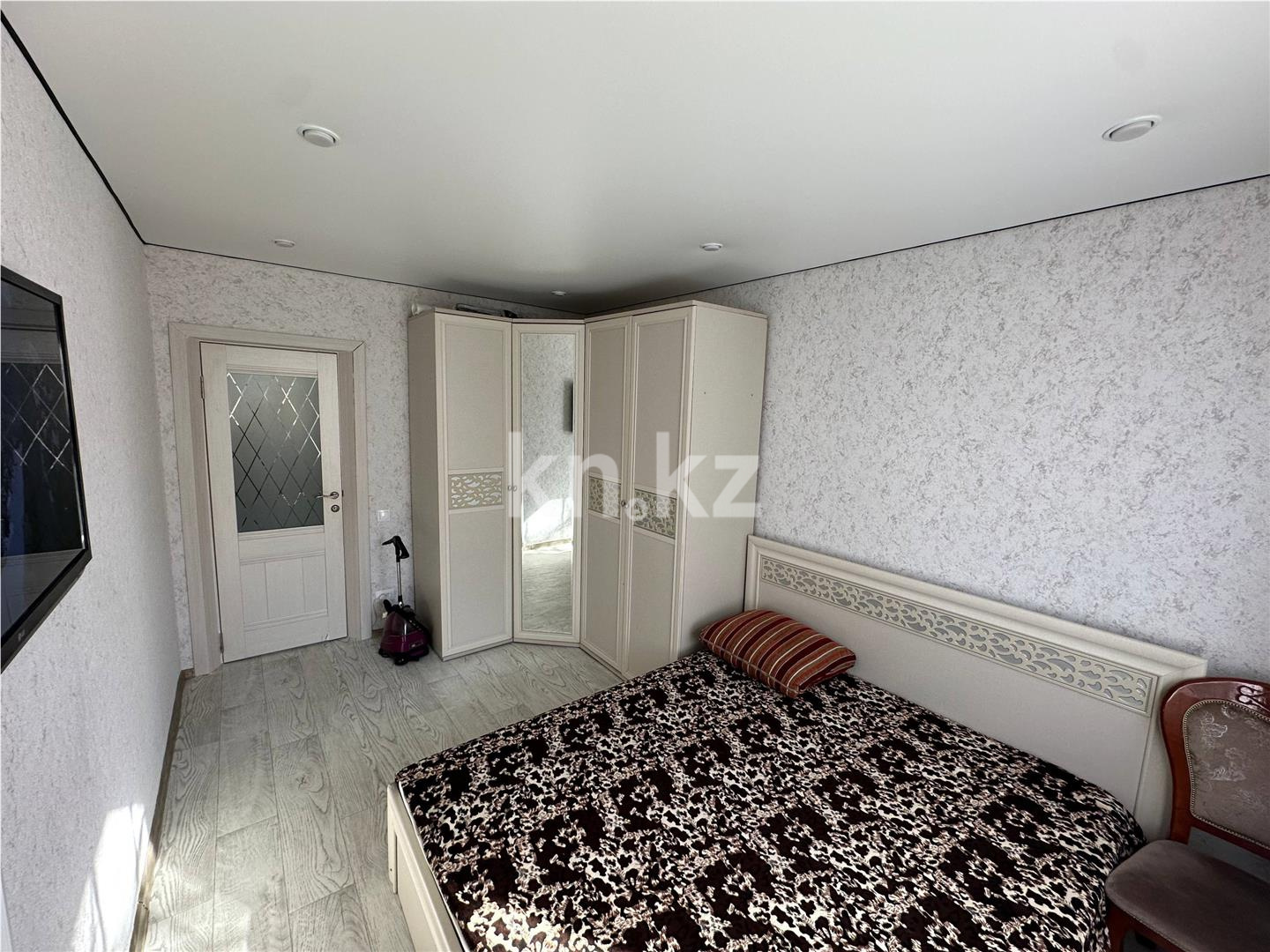 Продажа 2-комнатной квартиры, 54 м², мкр-н Степной-2, дом  2 в Караганде - фото 7