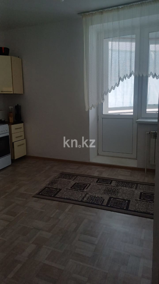 Продажа 3-комнатной квартиры, 75 м² в Уральске - фото 4