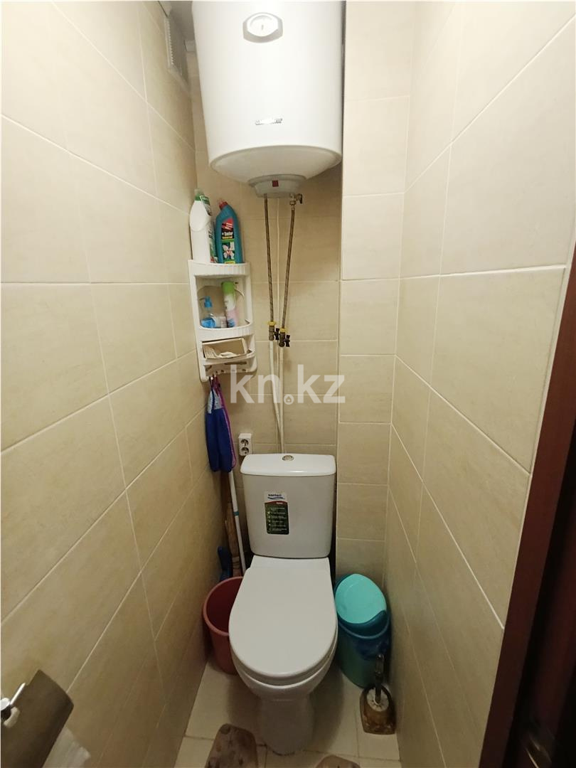 Продажа 2-комнатной квартиры, 45 м², мкр-н 23, дом  31 в Караганде - фото 8