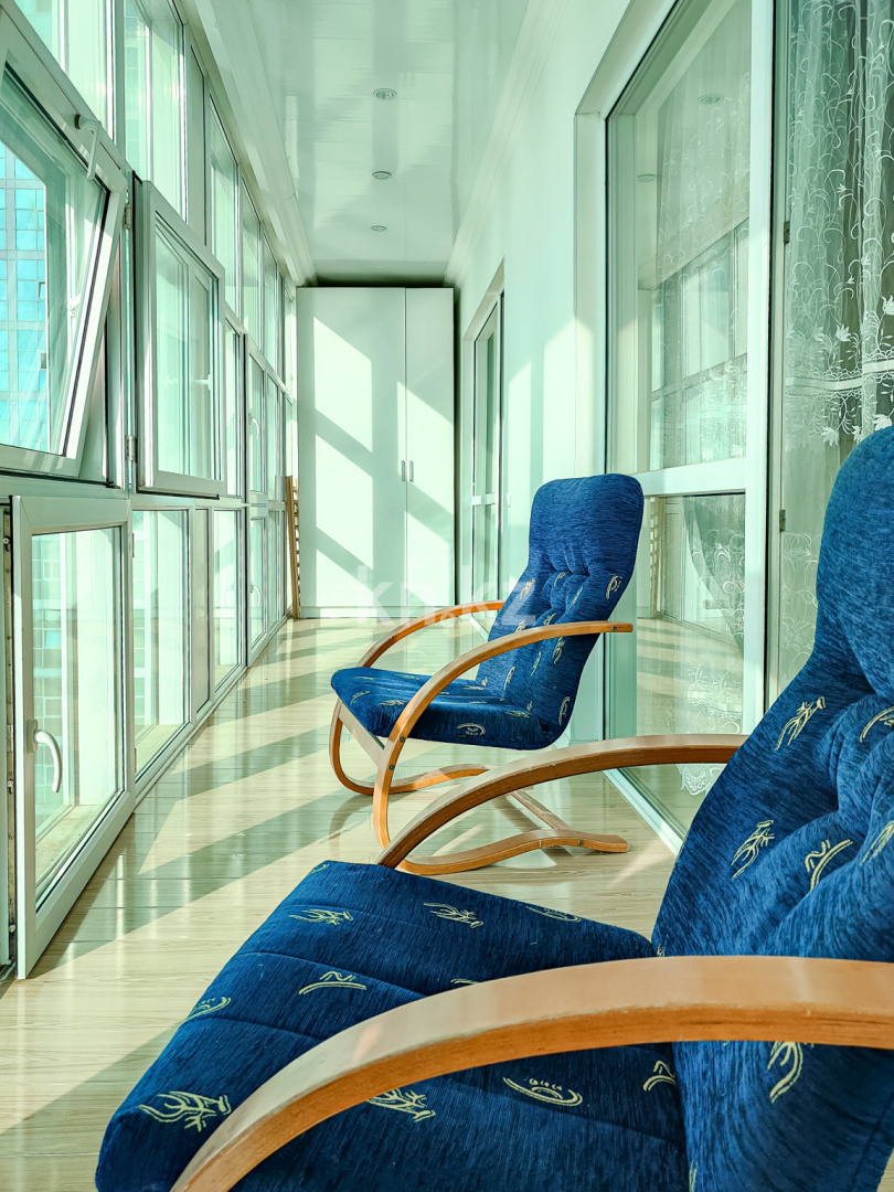 Аренда 4-комнатной квартиры, 160 м², ул. Желтоксан в Астане - фото 2