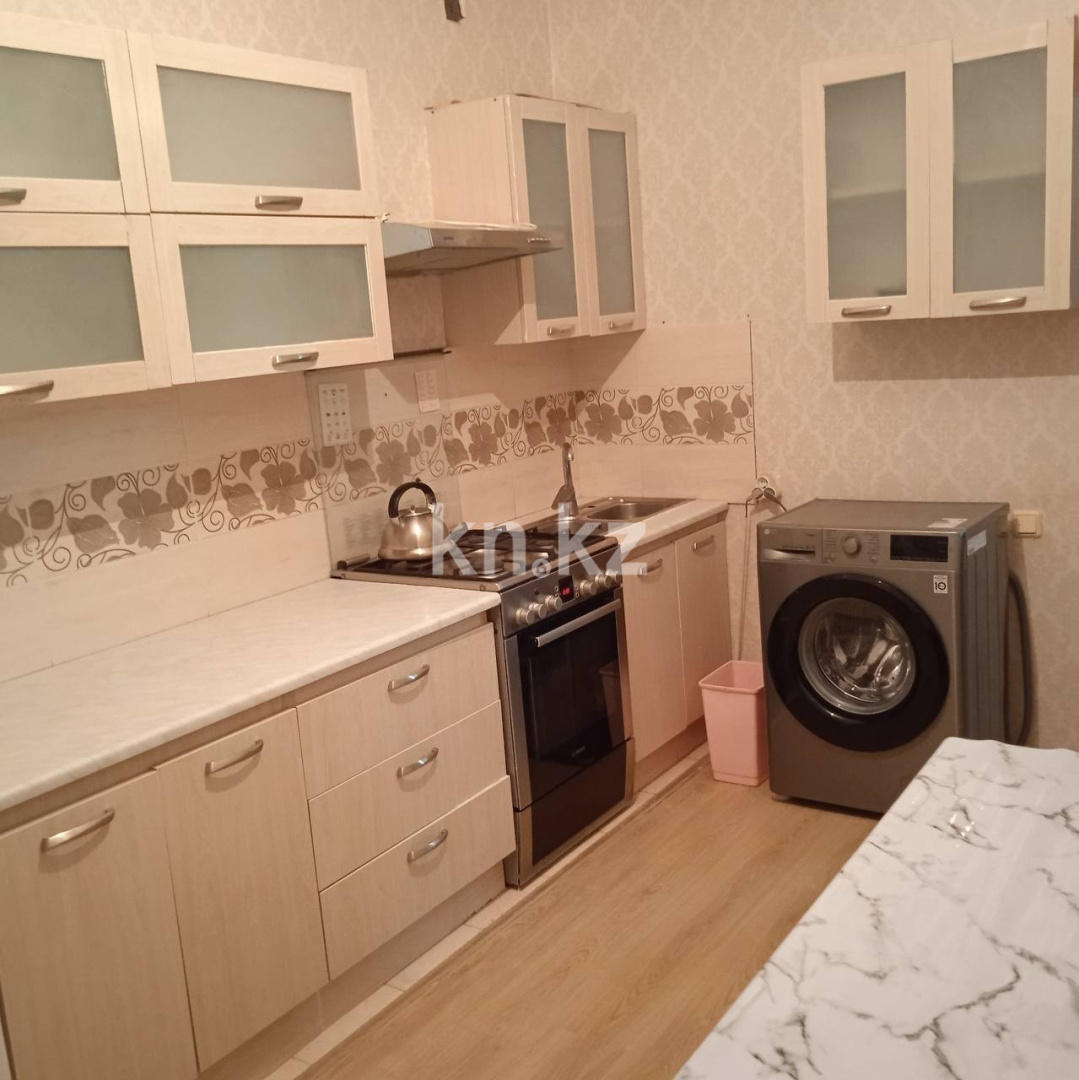 Аренда 2-комнатной квартиры, 60 м² в Астане