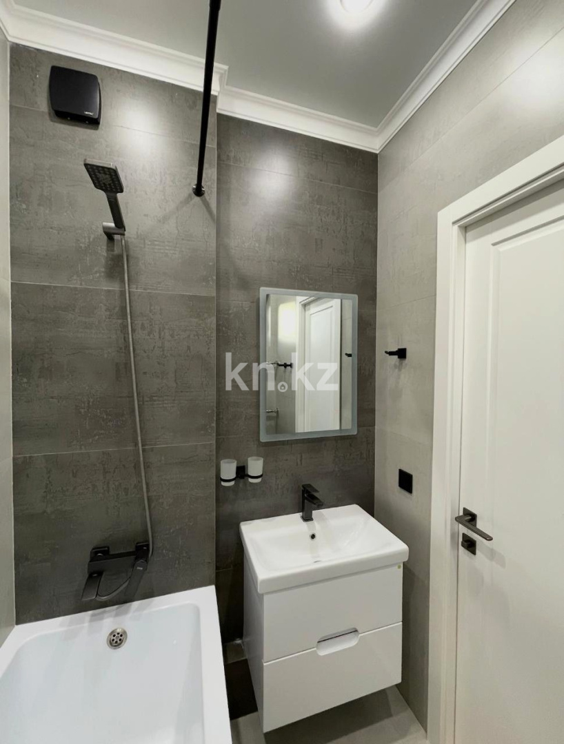 Продажа 3-комнатной квартиры, 65.3 м² в Алматы - фото 17