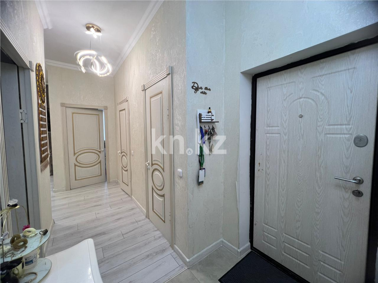 Продажа 2-комнатной квартиры, 53 м², пр. Шахтеров, дом  52б в Караганде - фото 7