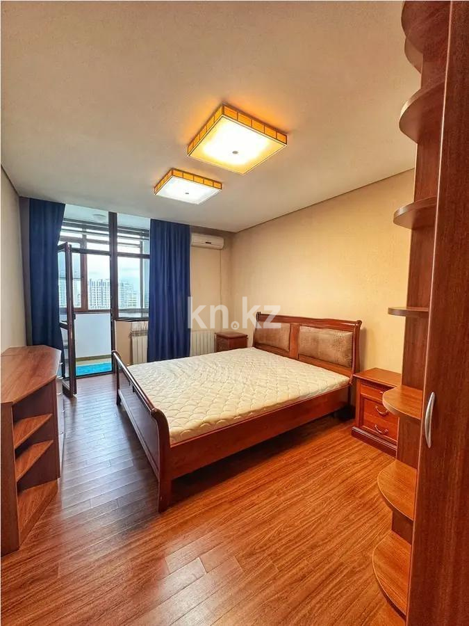 Продажа 3-комнатной квартиры, 114 м², ул. Байтурсынова, дом  5 в Астане - фото 3