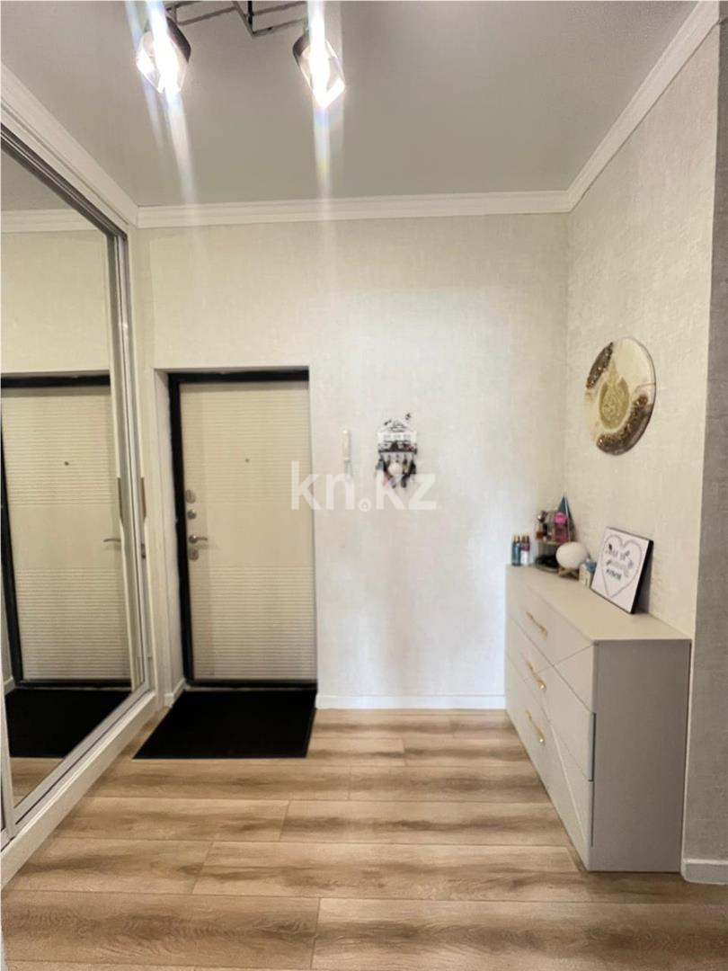 Продажа 3-комнатной квартиры, 62 м², ул. Кумисбекова, дом  2 в Астане - фото 7