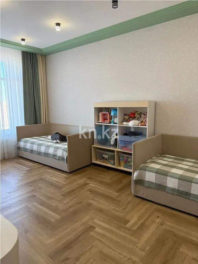 Продажа 4-комнатной квартиры, 104 м², ул. Кенжина, дом  1/1 блок а в Караганде - фото 4
