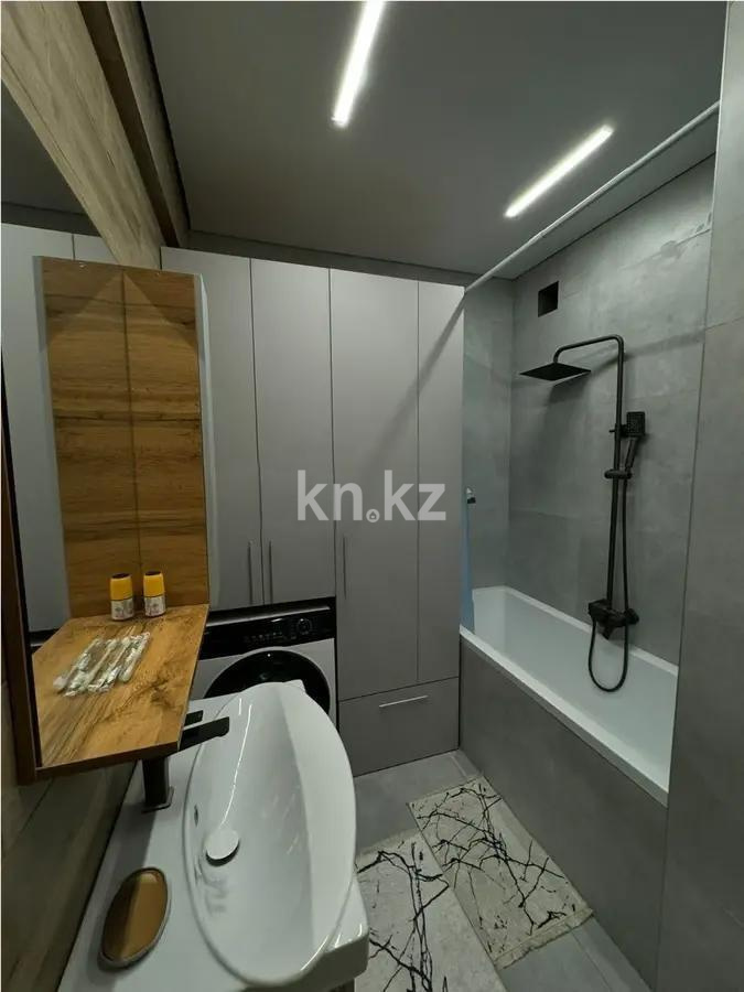 Продажа 2-комнатной квартиры, 69.8 м², ул. Толе би, дом  285/8 в Алматы - фото 5