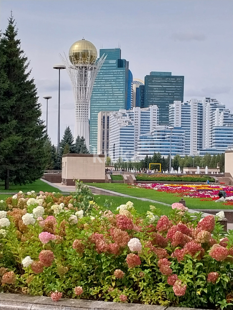 Продажа 2-комнатной квартиры, 55 м², ул. Кунаева, дом  14 - Мангилик в Астане