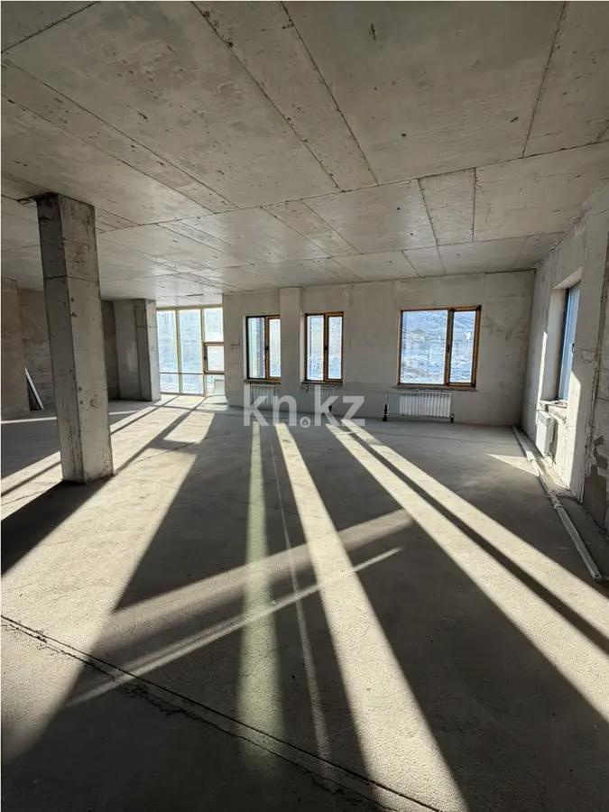 Продажа 5-комнатной квартиры, 200 м², ул. Жубановой, дом  26/1 в Алматы - фото 2