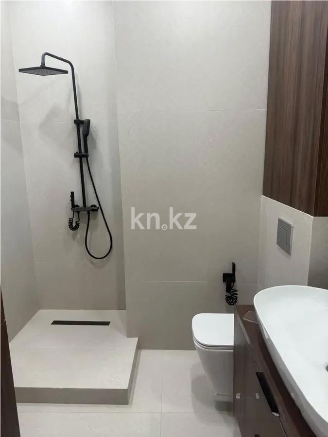 Продажа 3-комнатной квартиры, 90.5 м², пр. Аль-Фараби, дом  41/7 в Алматы - фото 3