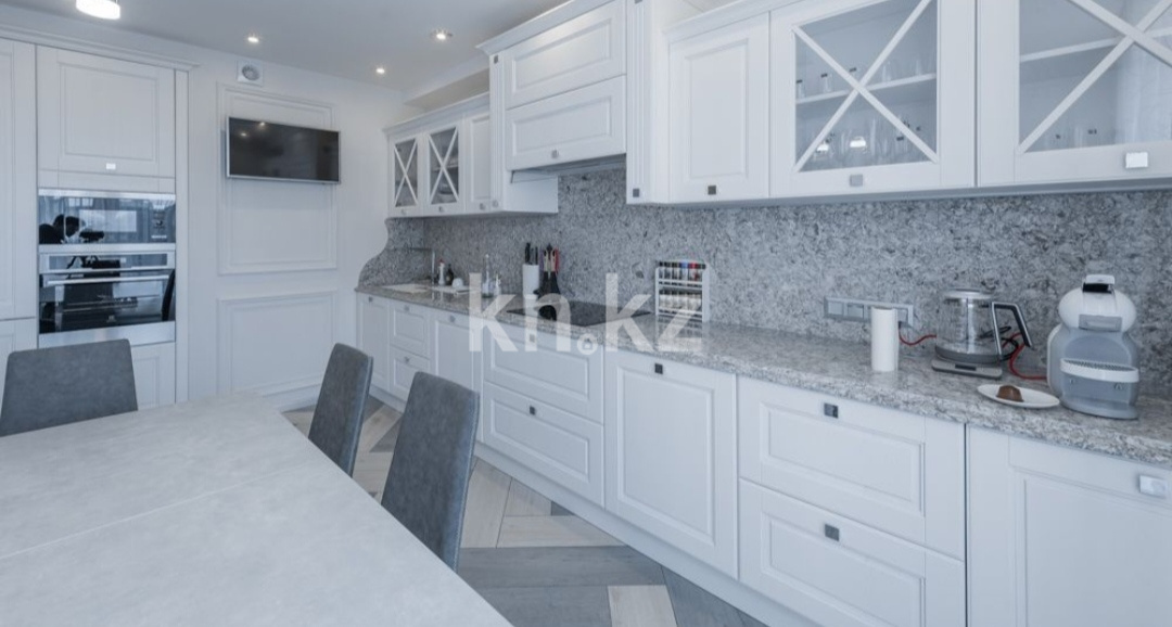 Аренда 3-комнатной квартиры посуточно, 98 м², ул. Кунаева, дом  14/1 - ул. Туркестан в Астане - фото 3