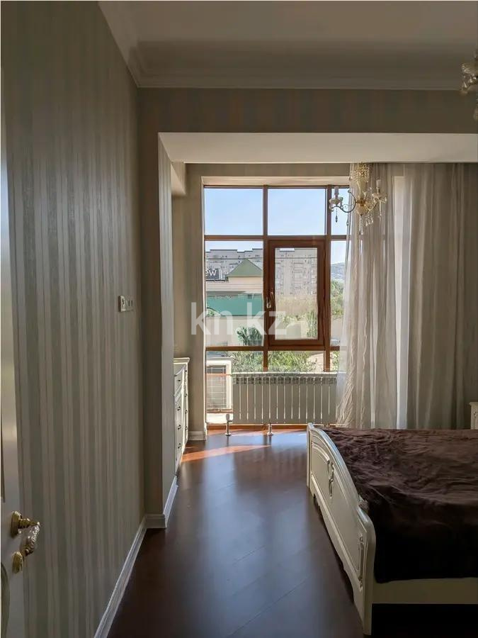 Продажа 4-комнатной квартиры, 70 м², ул. Каирбекова, дом  35а в Алматы - фото 2