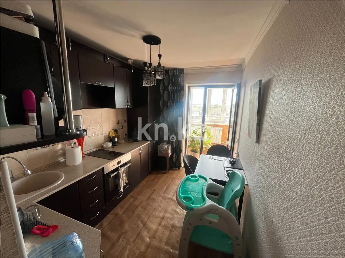 Продажа 2-комнатной квартиры, 49 м², мкр-н 19, дом  49 в Караганде - фото 3