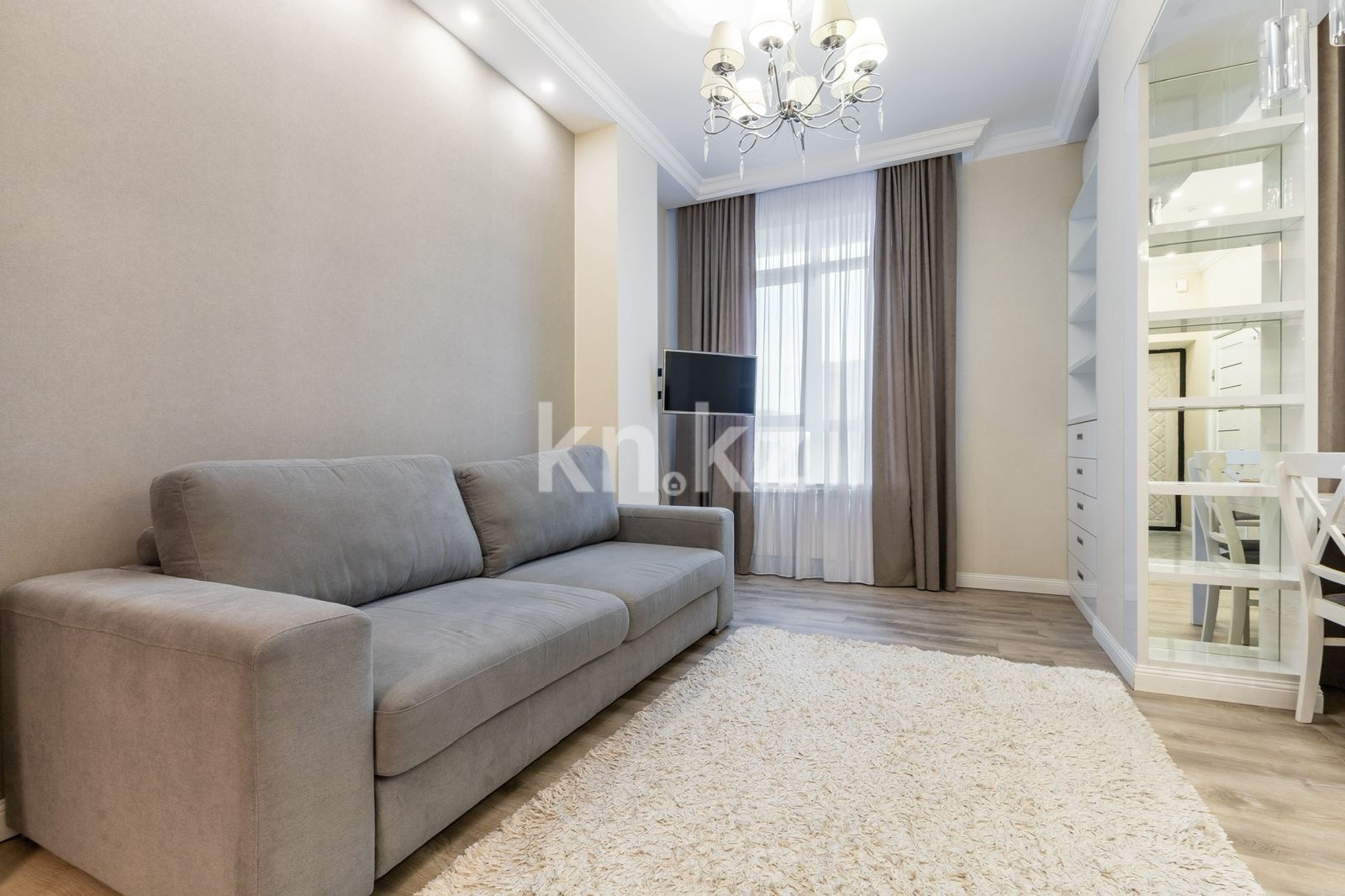 Аренда 1-комнатной квартиры, 37 м² в Астане