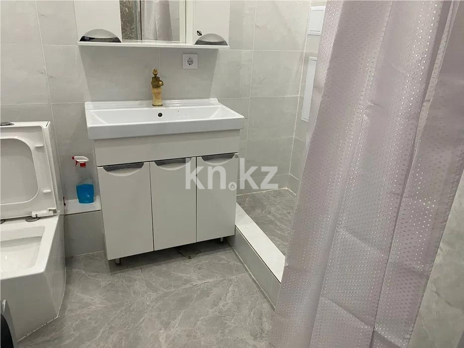 Продажа 1-комнатной квартиры, 45 м², ул. Бейбарыс Султан, дом  25 в Астане - фото 3