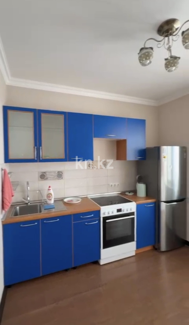 Аренда 1-комнатной квартиры, 40 м² в Астане