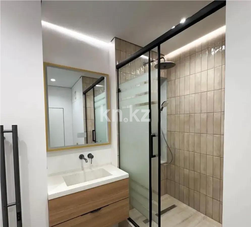 Продажа 2-комнатной квартиры, 80 м², ул. Навои, дом  39 в Алматы - фото 4