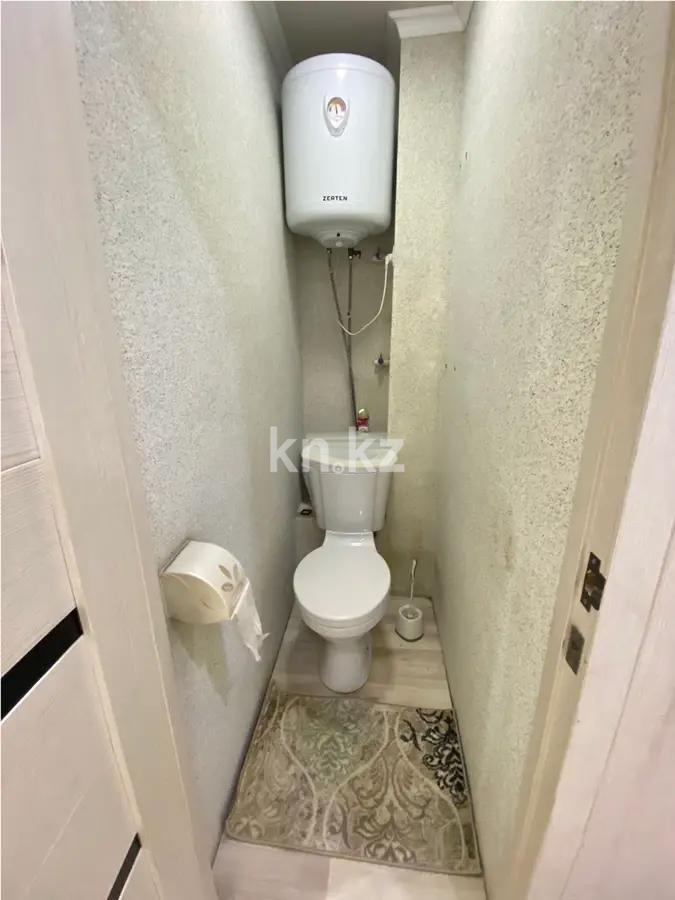 Продажа 2-комнатной квартиры, 46 м², 15-й мкр., дом  28 в Караганде - фото 5