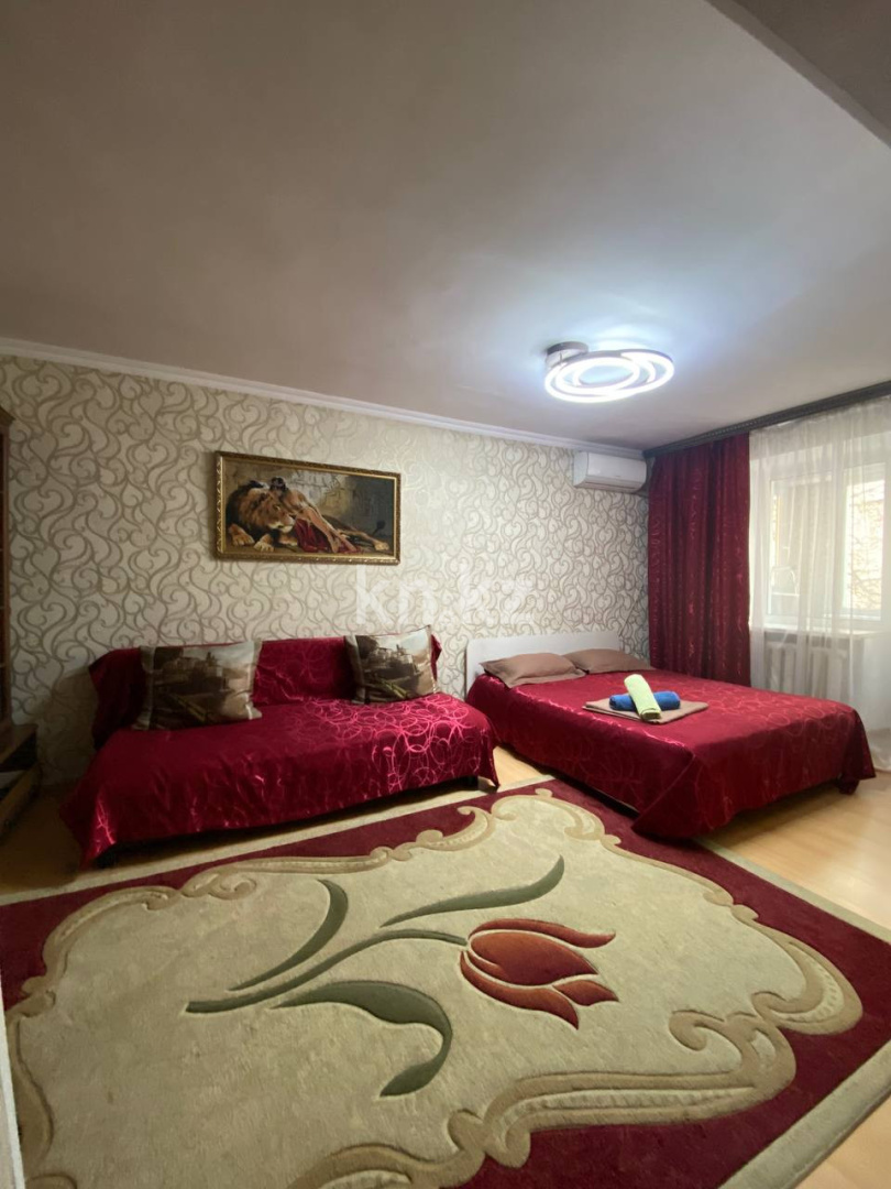 Аренда 1-комнатной квартиры посуточно, 35 м², ул. Курмангазы, дом  102 - ул. Байтурсынова в Алматы