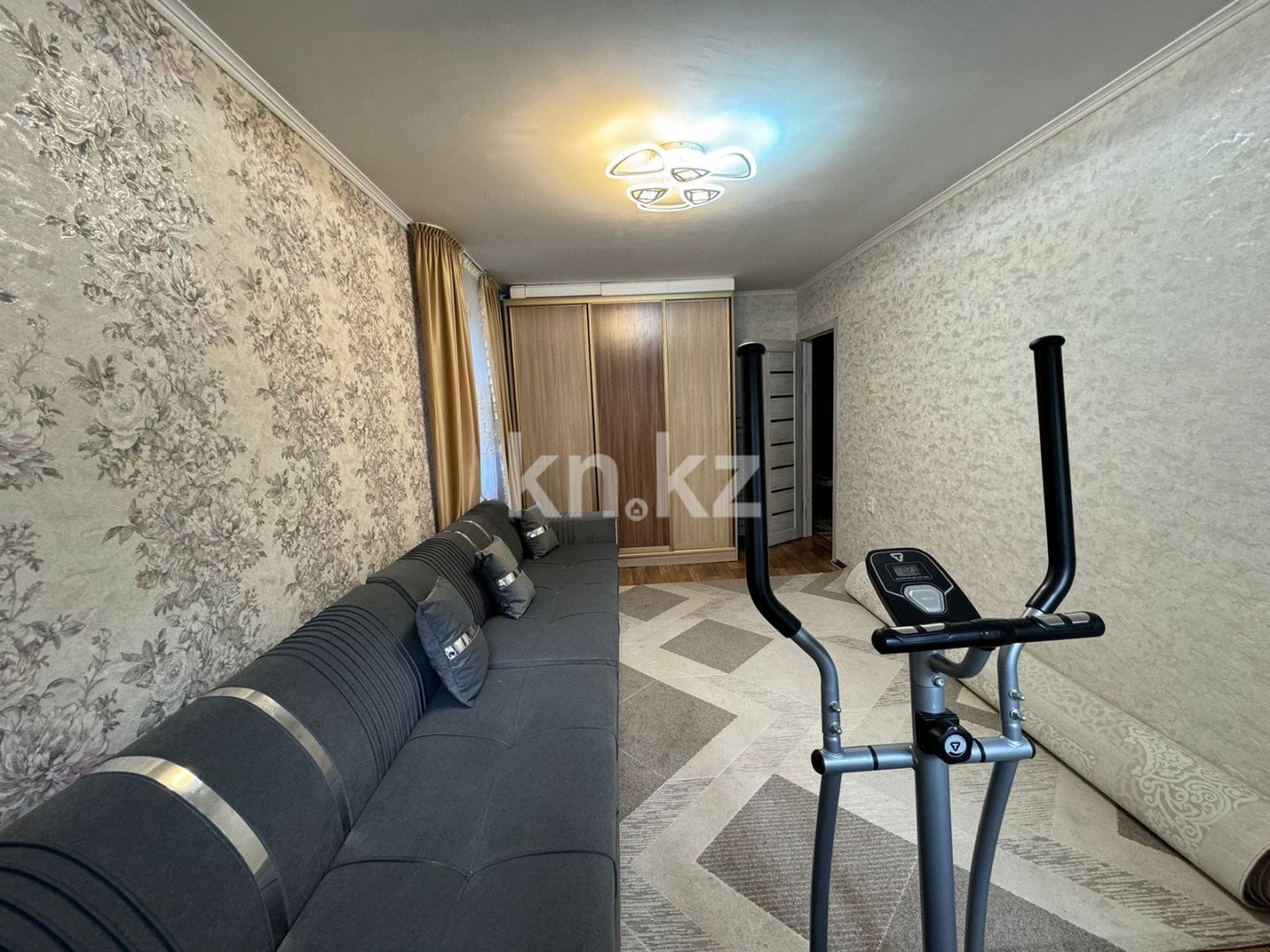 Продажа 3-комнатной квартиры, 62 м², пр. Металлургов в Темиртау - фото 4