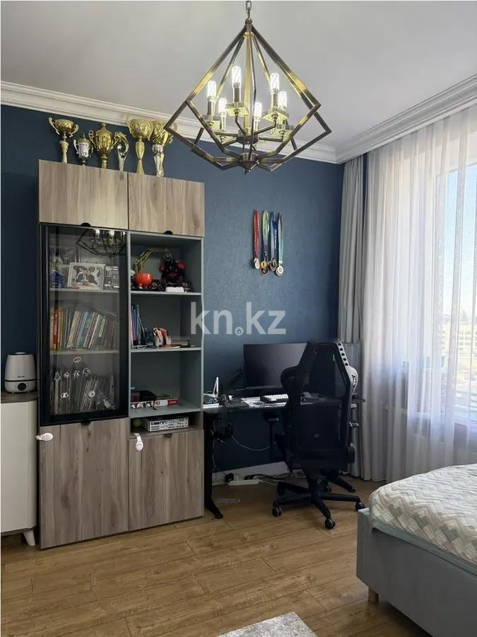 Продажа 5-комнатной квартиры, 198 м² в Астане - фото 8