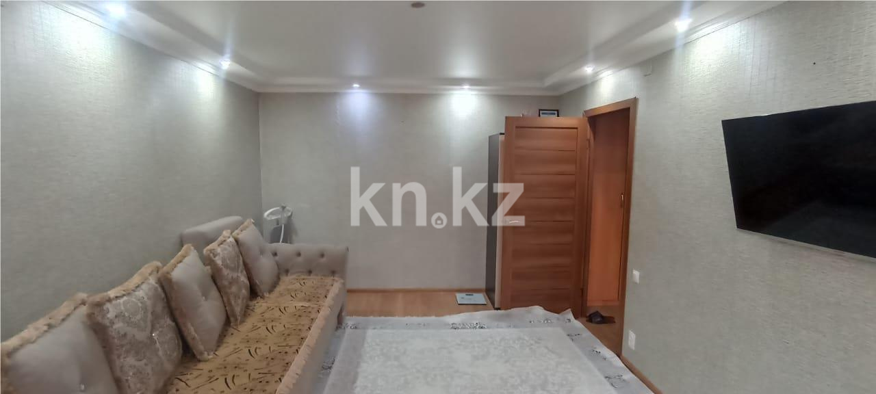 Продажа 2-комнатной квартиры, 50 м², мкр. Мамраева (Восток-5) в Караганде - фото 2