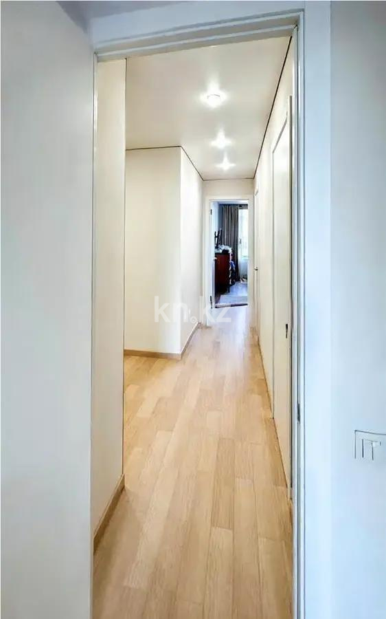 Продажа 3-комнатной квартиры, 110.8 м², ул. Жандосова, дом  94а в Алматы - фото 3